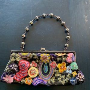 La Regale Vintage Beaded Bag